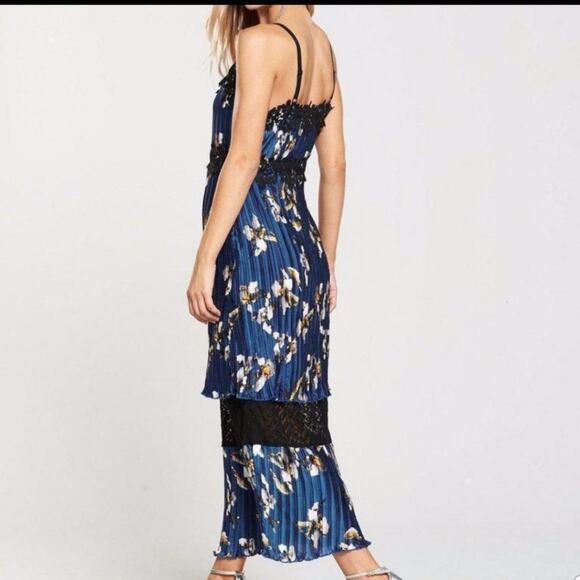 NWT Foxiedox Blue Floral Carmella Pleated Midi Dress - Picture 2 of 15